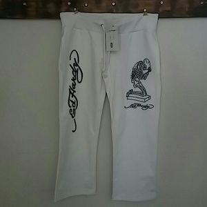 Ed Hardy stretch capri with drawstring.
